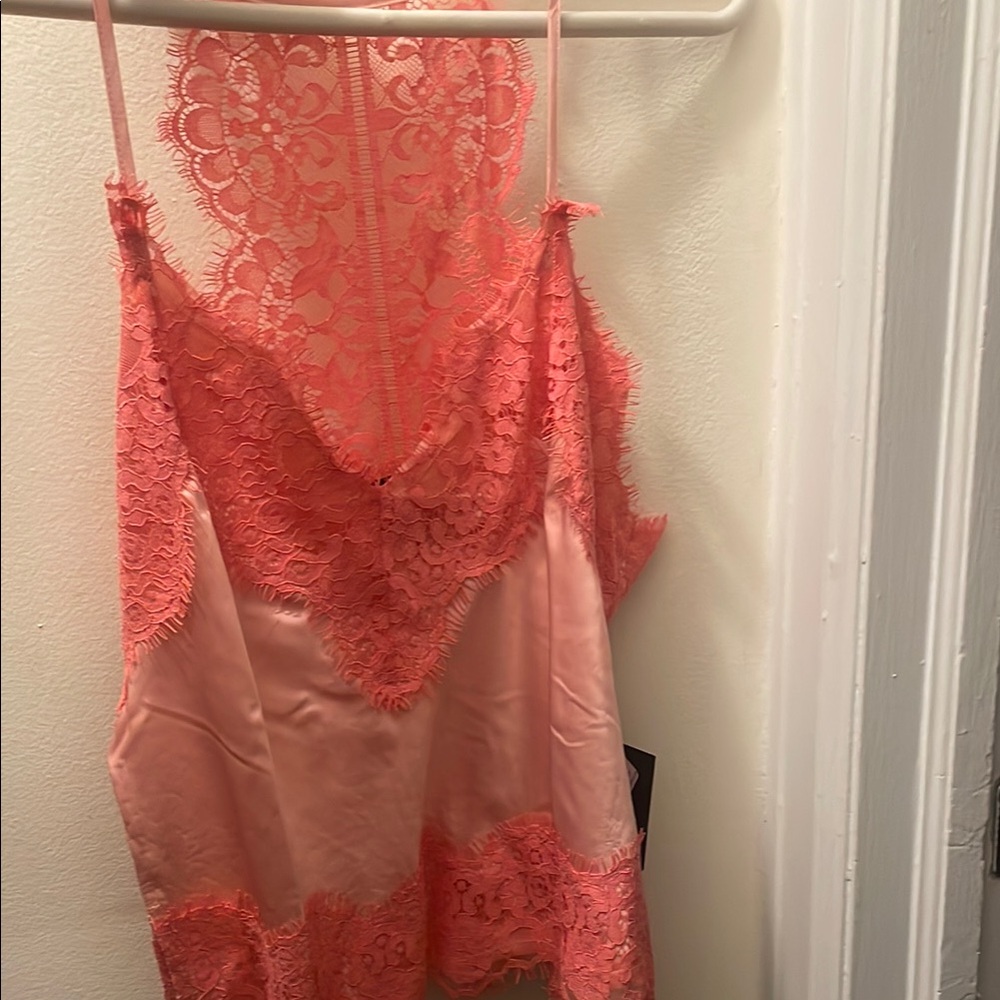 Elegant Pink Lace Chemise